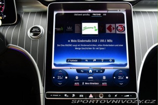 Mercedes-Benz C 400e 4M HYBRID PANO ZÁRUK 2023