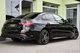 Mercedes-Benz C 400e 4M HYBRID PANO ZÁRUK 2023