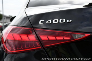 Mercedes-Benz C 400e 4M HYBRID PANO ZÁRUK 2023