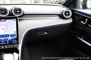 Mercedes-Benz C 400e 4M HYBRID PANO ZÁRUK 2023