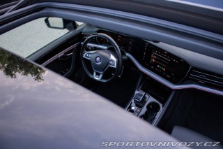 Volkswagen Ostatní modely Touareg  4.0 V8 TDI R-Line 4Motio 2019