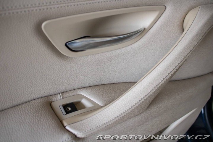 BMW 5 Touring 535d 2010