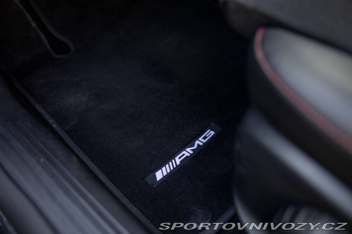 Mercedes-Benz CLA Shooting Brake  45 AMG / 2021