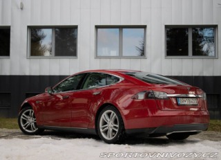Tesla Model S  2014