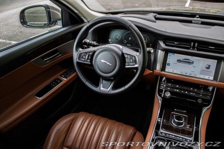 Jaguar XF 3.0D TDV6 Portfolio Auto 2016