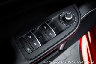 Alfa Romeo Giulia 2.9 Twin Turbo V6 510 AT 2017