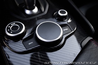 Alfa Romeo Giulia 2.9 Twin Turbo V6 510 AT 2017