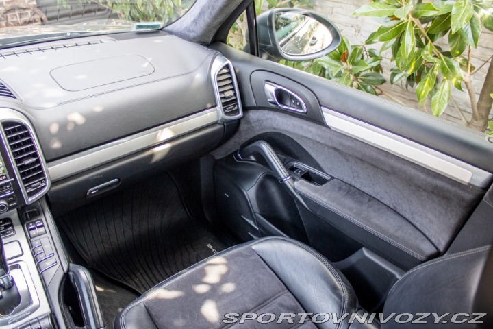 Porsche Cayenne GTS 4.8 Tiptronic 2013