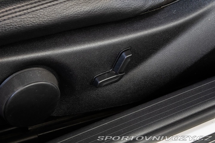 Mercedes-Benz C Kupé 250 CDI BlueEFFICIE 2011