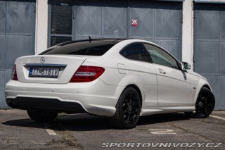 Mercedes-Benz C Kupé  250 CDI BlueEFFICIE 2011