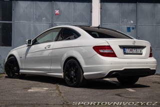 Mercedes-Benz C Kupé  250 CDI BlueEFFICIE 2011