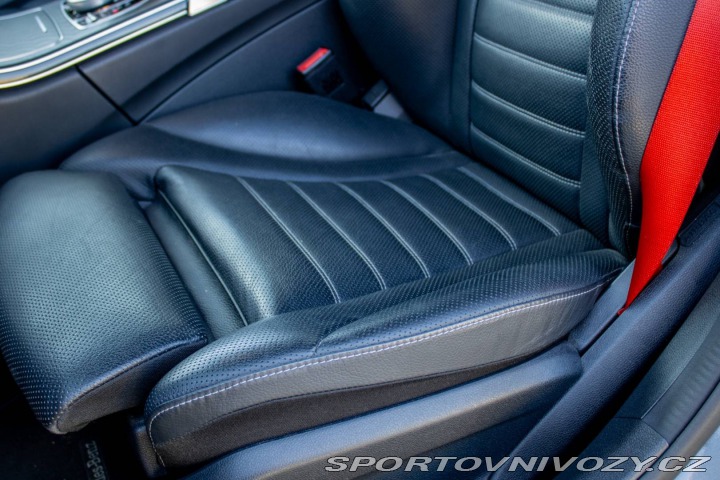 Mercedes-Benz C Kombi  300 d A/T 4MATIC, 2018