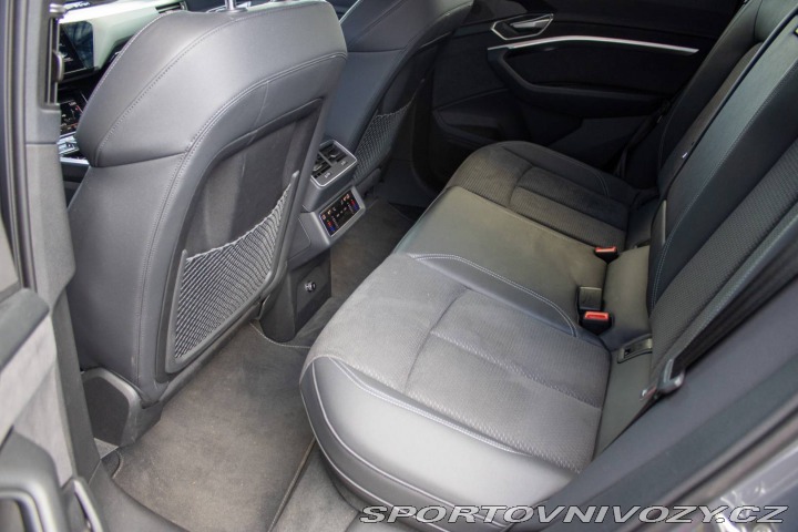 Audi Ostatní modely Q8  e-tron Sportback 55 S li 2023