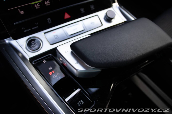 Audi Ostatní modely Q8  e-tron Sportback 55 S li 2023