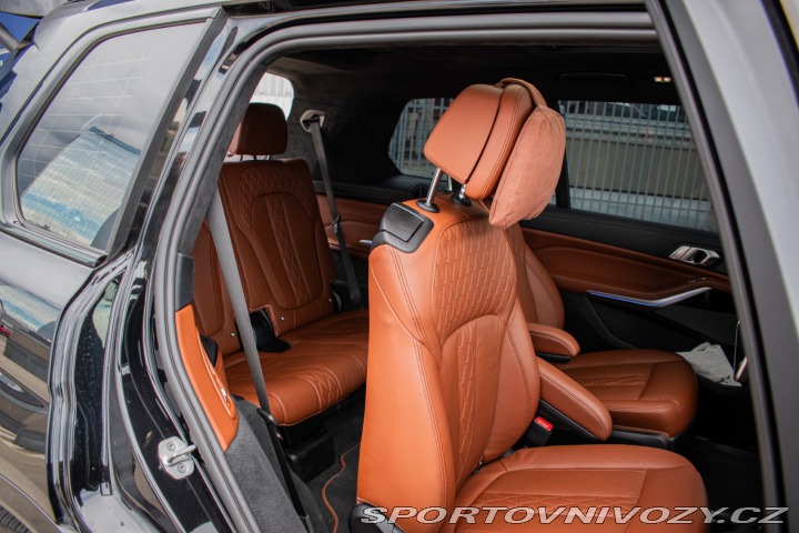 BMW X7 M50d A/T 6 miestna 2021