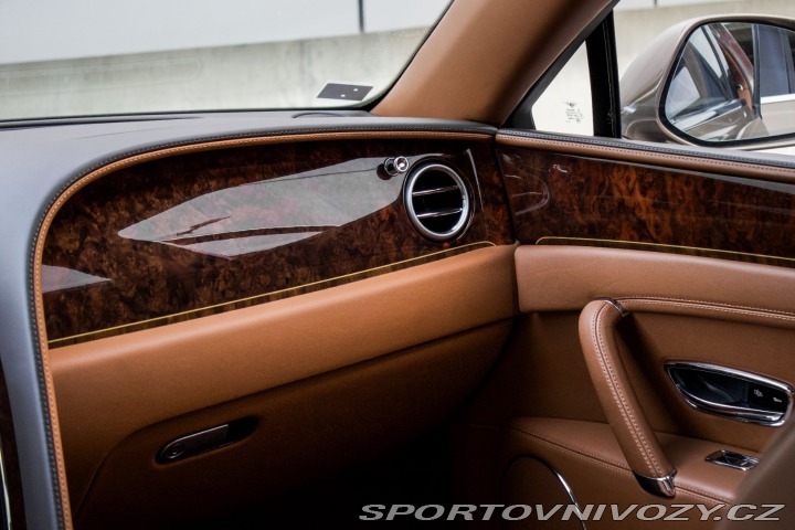 Bentley Continental W12 6.0 460kw 2015