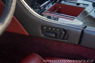 Aston Martin V8 Vantage  S 2012