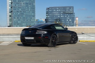 Aston Martin V8 Vantage  S 2012