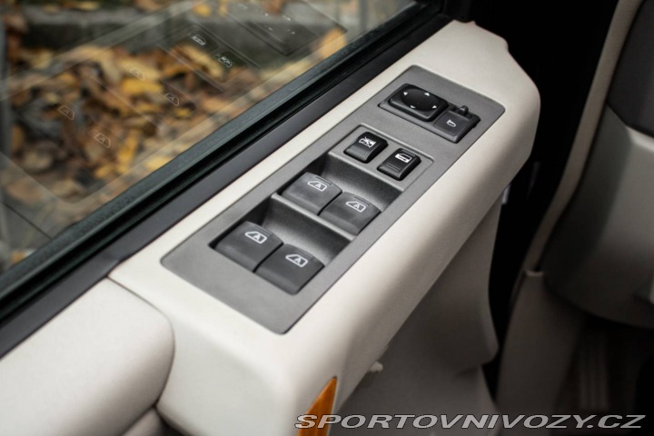 Infiniti Ostatní modely QX56 5.6 V8 AWD 230kW 31 2006