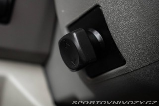 Infiniti Ostatní modely QX56 5.6 V8 AWD 230kW 31 2006