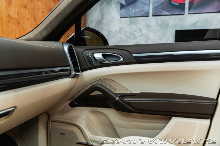 Porsche Cayenne BR TURBO, PTS, EXCLUSIVE, 1800