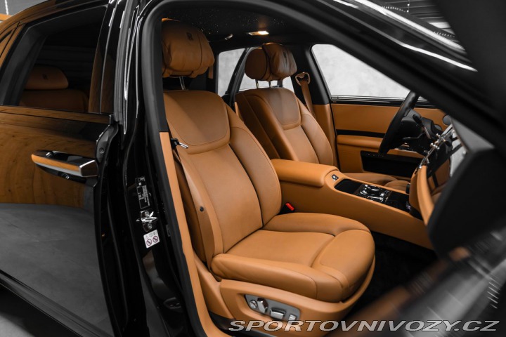 Rolls Royce Ghost BR STAR, ACC, MASÁŽE 2018
