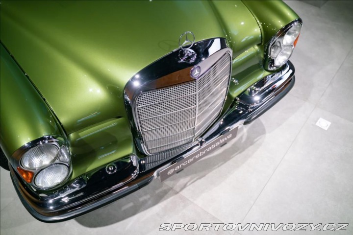 Mercedes-Benz Ostatní modely BR 250 SE/C COUPE, 1966, 1800