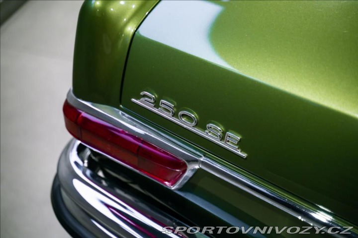 Mercedes-Benz Ostatní modely BR 250 SE/C COUPE, 1966, 1800