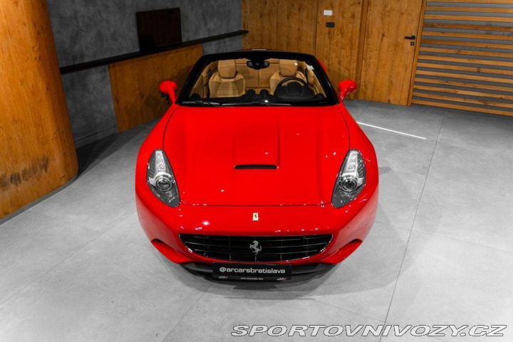 Ferrari California 4.3 V8, Magneride, Kamera 2010