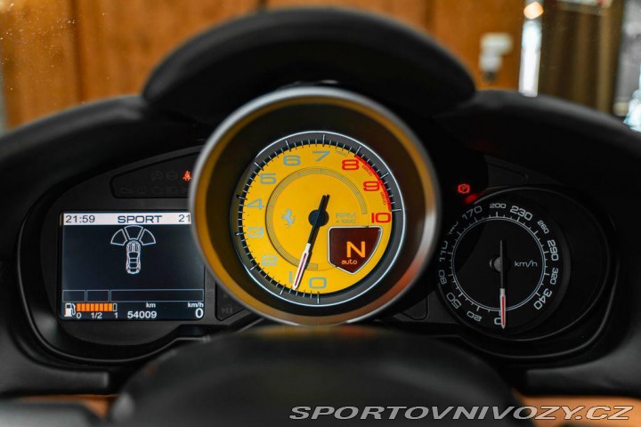 Ferrari California 4.3 V8, Magneride, Kamera 2010