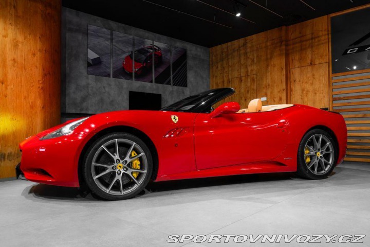Ferrari California 4.3 V8, Magneride, Kamera 2010