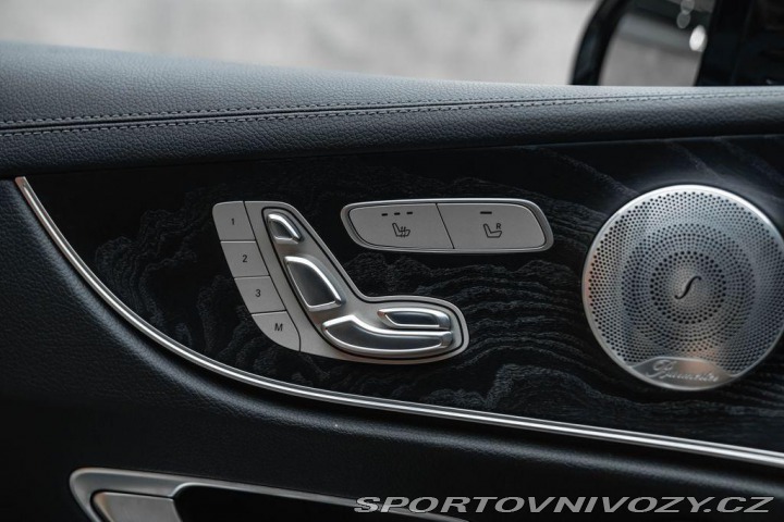 Mercedes-Benz E 4MATIC kupé, AMG Line, BU 2017