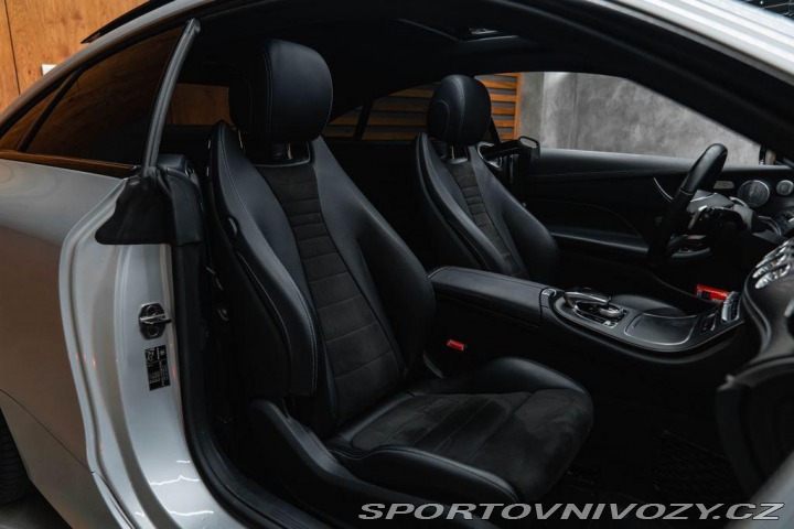 Mercedes-Benz E 4MATIC kupé, AMG Line, BU 2017