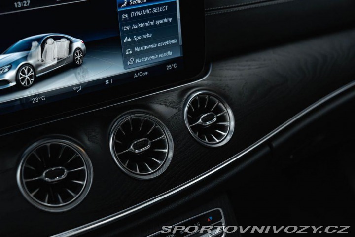 Mercedes-Benz E 4MATIC kupé, AMG Line, BU 2017
