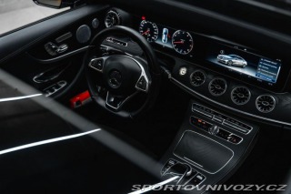Mercedes-Benz E 4MATIC kupé, AMG Line, BU 2017