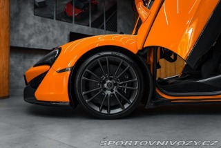 McLaren 570 570S SPIDER, KARBÓN, LIFT 2018