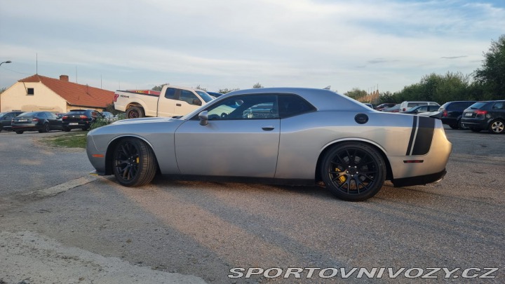 Dodge Challenger 6,4 SRT SCATPACK 2017