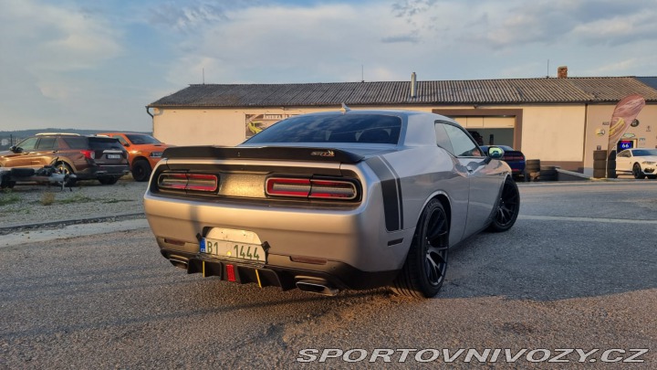 Dodge Challenger 6,4 SRT SCATPACK 2017