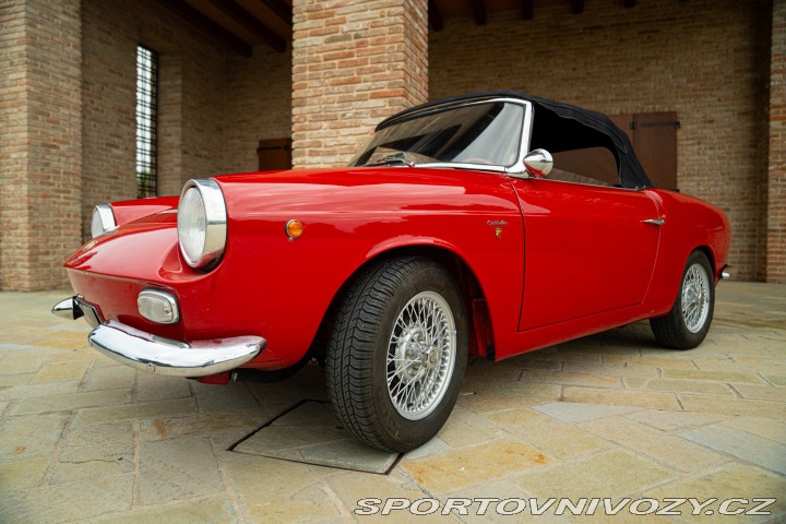 Ostatní značky Ostatní modely Cisitalia 850 SPIDER 1966