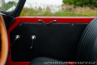 Ostatní značky Ostatní modely Cisitalia 850 SPIDER 1966