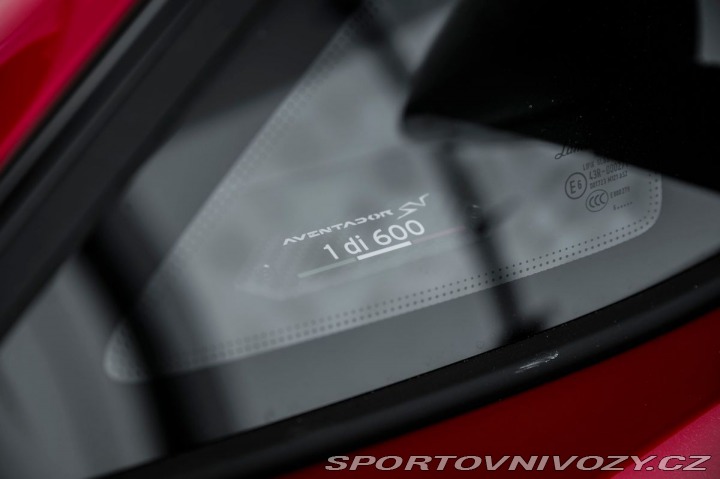 Lamborghini Aventador SuperVeloce Coupé / 1600 2017