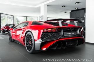 Lamborghini Aventador SuperVeloce Coupé / 1600 2017