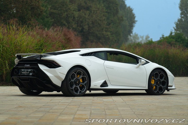 Lamborghini Huracán TECNICA 2024