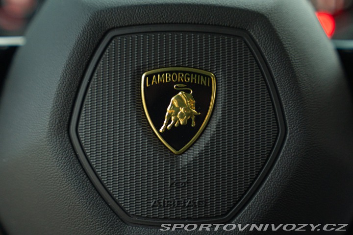 Lamborghini Huracán TECNICA 2024