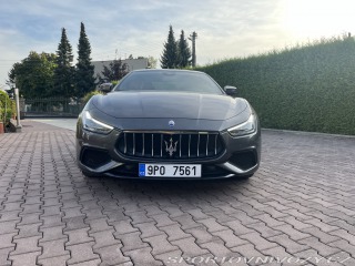 Maserati Ghibli V6 Bi-turbo S Q4 (4x4)