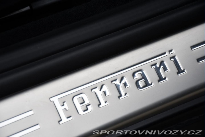 Ferrari GTC4Lusso V12 DCT P-DISPLAY LIFT 14 2018