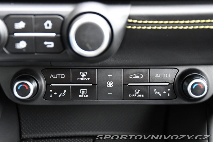 Ferrari GTC4Lusso V12 DCT P-DISPLAY LIFT 14 2018