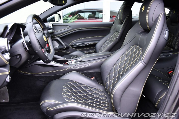 Ferrari GTC4Lusso V12 DCT P-DISPLAY LIFT 14 2018