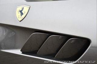 Ferrari GTC4Lusso V12 DCT P-DISPLAY LIFT 14 2018