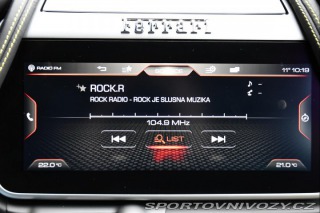 Ferrari GTC4Lusso V12 DCT P-DISPLAY LIFT 14 2018